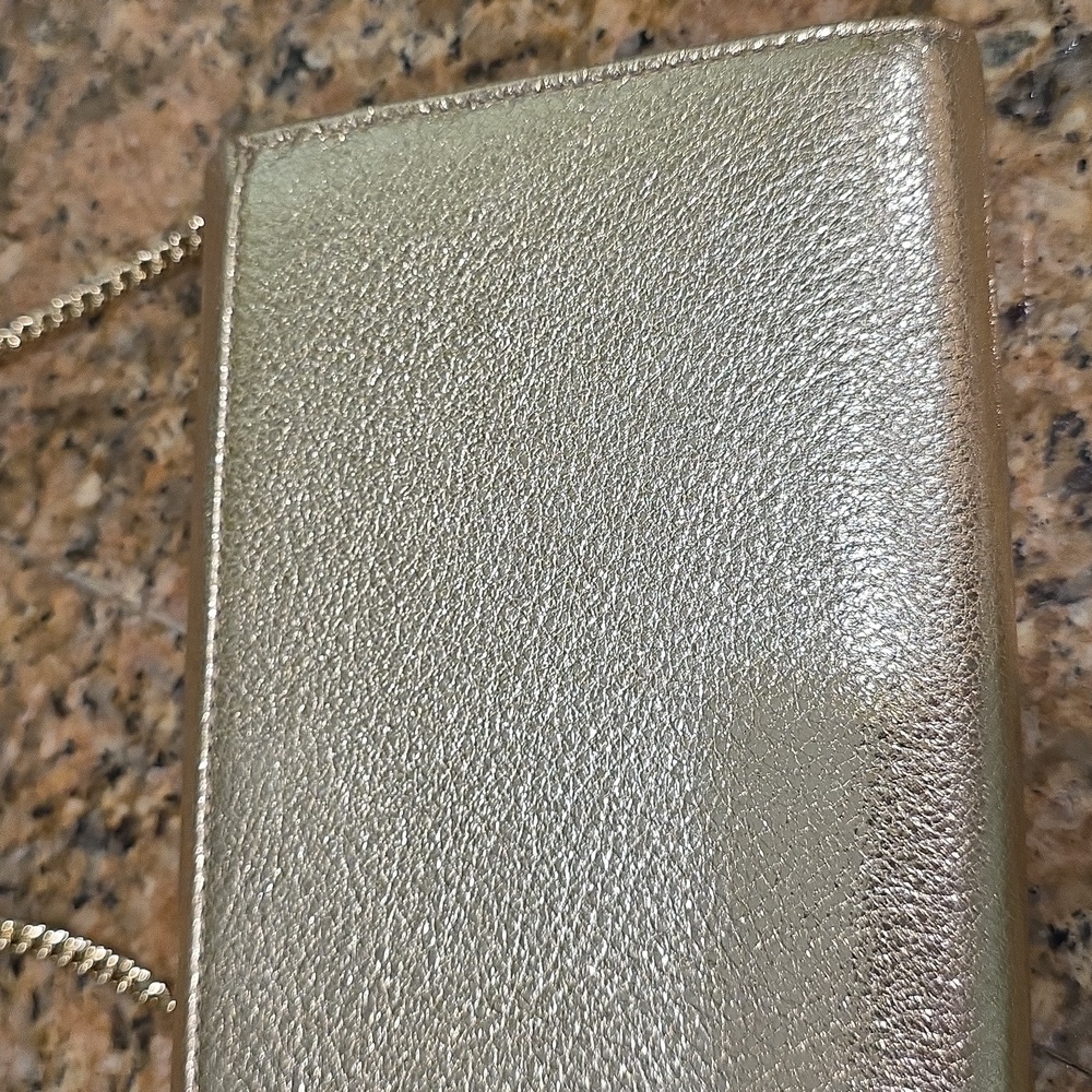 NWOT Henri Bendel Gold Clutch With Chain - Picture 10 of 11